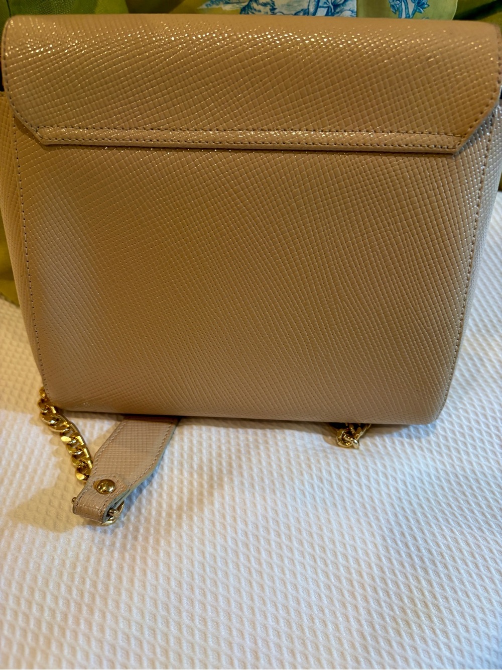 Women’s Beige Crossbody Bag with Gold Chain Strap